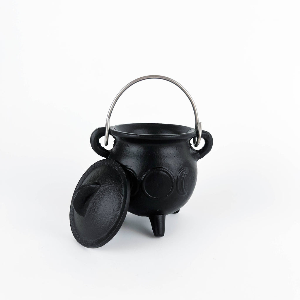 TRIPLE MOON Cast Iron Cauldron with Lid 4.5"D 4.25"H